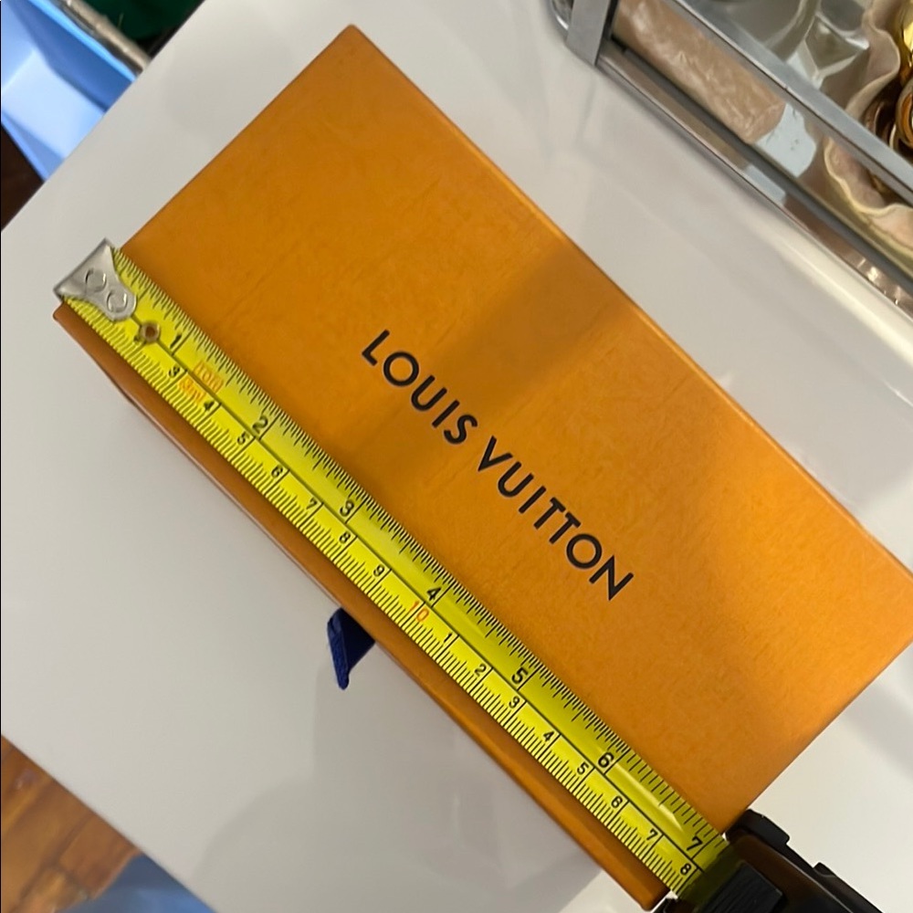 Louis Vuitton Orange and Blue Box - Picture 3 of 5